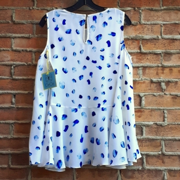 4 for $30 NWT CeCe Blue Print Sleeveless Blouse - Picture 3 of 10